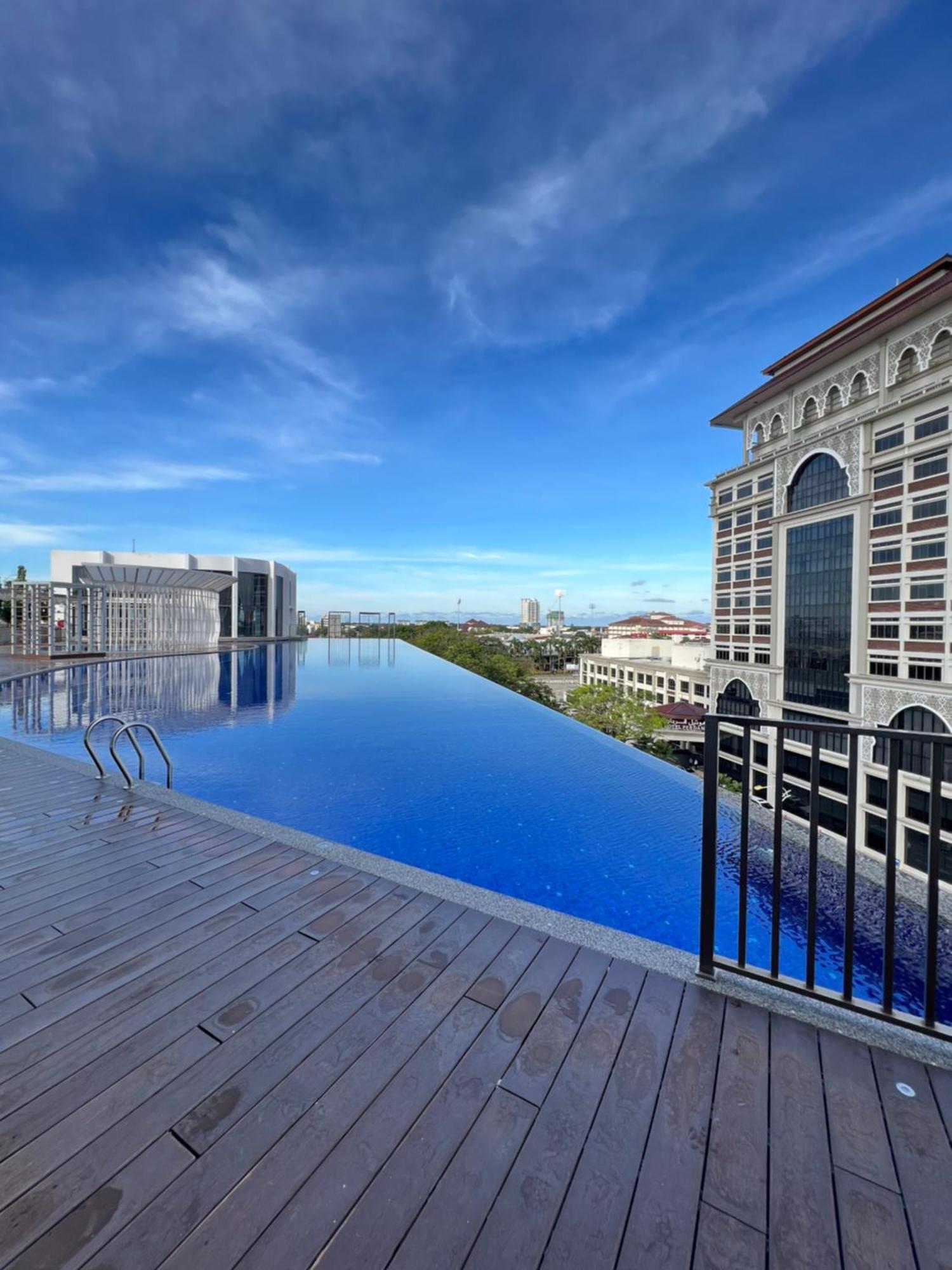 Rizz Residence Troika Kb Kota Bharu Exteriér fotografie